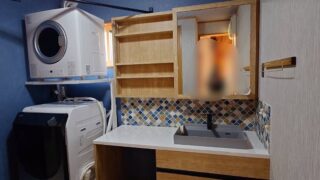 脱衣所窓・屋根裏窓施工